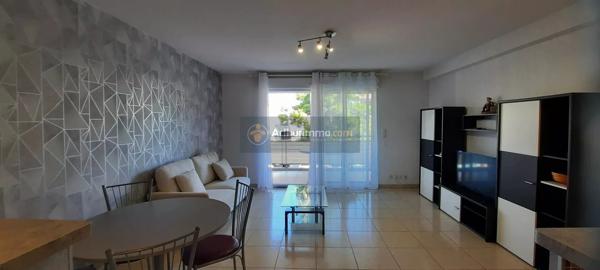 Location                                                      Appartement
                        
                     2 pièces                      49 m2                     à Saint-Aygulf