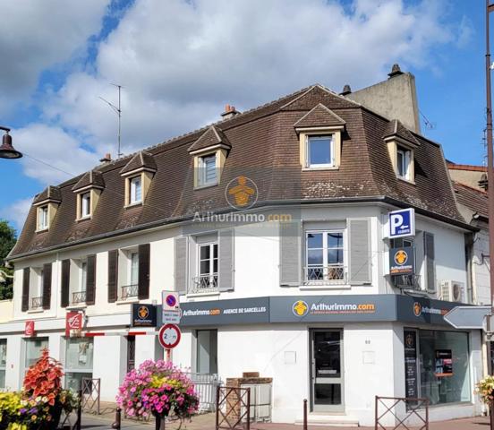 Vente                                                      Immeuble
                        
                     10 pièces                      200 m2                     à Sarcelles