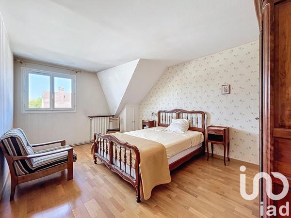 Maison à vendre 5 pièces 132 m² Vert-Saint-Denis