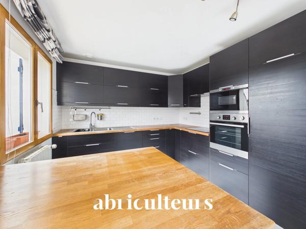Splendide Maison de 140.0 m² Grand extérieur A visiter