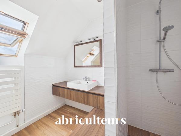 Splendide Maison de 140.0 m² Grand extérieur A visiter