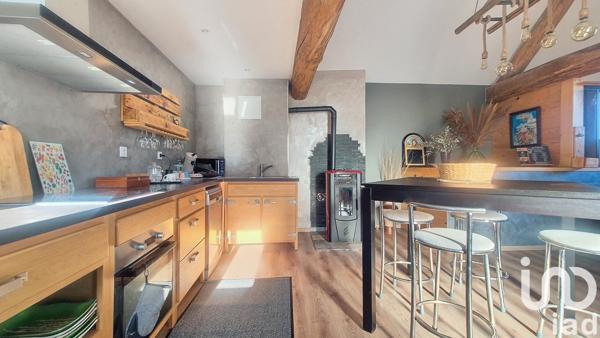 Maison à vendre 9 pièces 300 m² Lézinnes