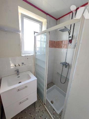 A VENDRE-MAISON - RUILLE LE GRAVELAIS