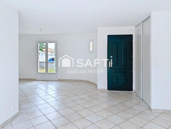 Maison de plain pied à Mougon