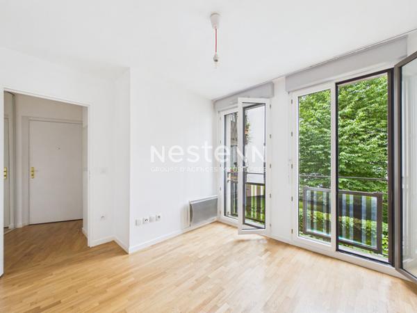 Appartement 2 pièces à vendre avec vue jardin à Paris