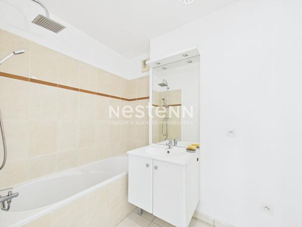 Appartement 2 pièces à vendre avec vue jardin à Paris