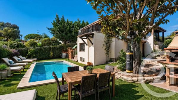 Maison à vendre  5 pièces - 140 m 2   MANDELIEU LA NAPOULE  - 06