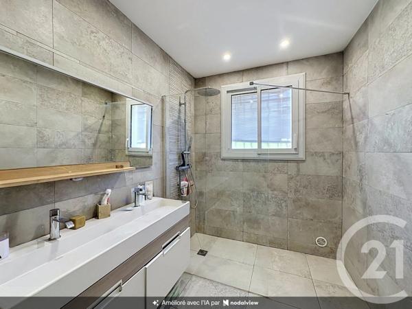 Maison à vendre  5 pièces - 140 m 2   MANDELIEU LA NAPOULE  - 06