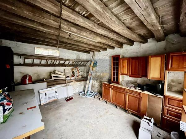 Vente                                                      Maison
                        
                     8 pièces                      252 m2                     à Rozay-en-Brie