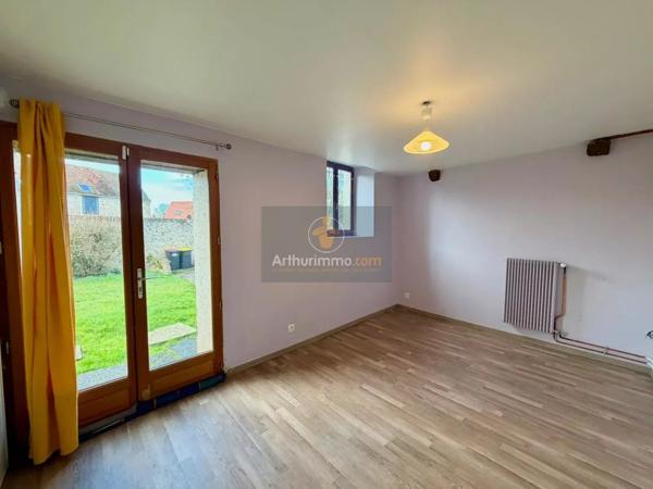 Vente                                                      Maison
                        
                     8 pièces                      252 m2                     à Rozay-en-Brie