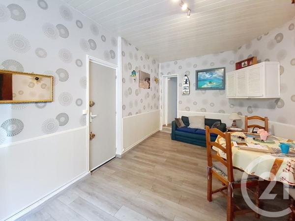 Appartement F1 à vendre  1 pièce - 25,22 m2 ETRETAT - 76