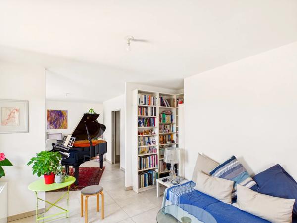 Appartement contemporain d'environ 93m² avec vue panoramique sur Aix-en-Provence