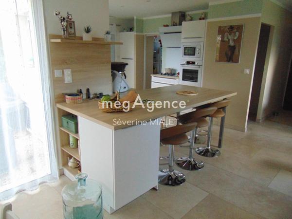 Maison à JULIENNE, 16200 - 5 pièces 124m²