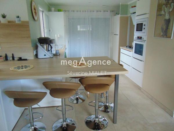 Maison à JULIENNE, 16200 - 5 pièces 124m²