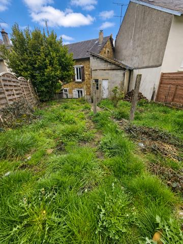 Maison de bourg avec jardin