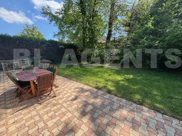 Super potentiel pour cette maison de Saint Symphorien le Château ! 