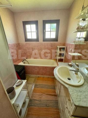 Super potentiel pour cette maison de Saint Symphorien le Château ! 