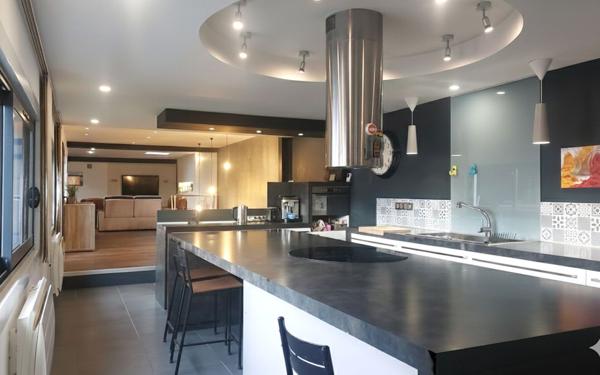 Maison à vendre    8 pièces •  Tarbes