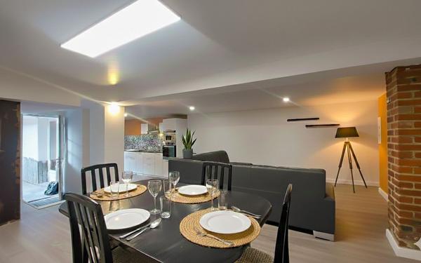 Maison à vendre    8 pièces •  Tarbes