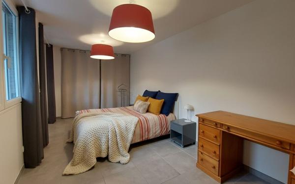 Maison à vendre    8 pièces •  Tarbes