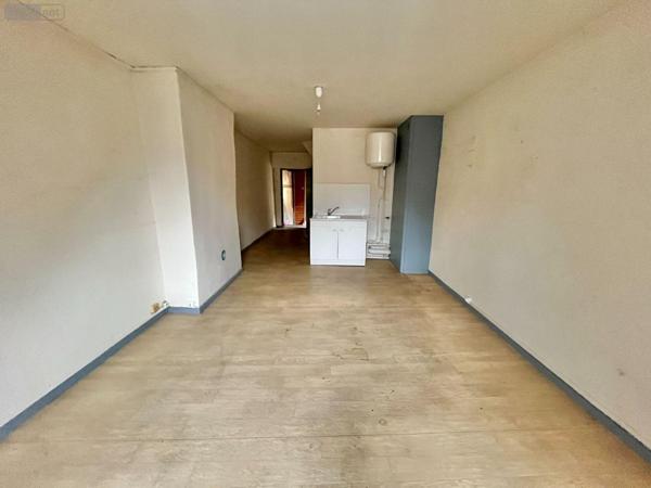 Appartement à vendre à Besançon dans le Doubs (25000), ref : 25006-101-2025   
Battant