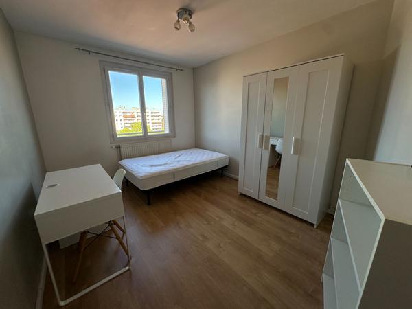 Location meublée - Villeurbanne / Flachet - T4 de 72 m²