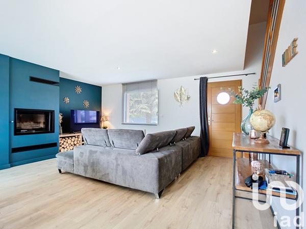 House for sale 6 rooms 129 m² Merlevenez