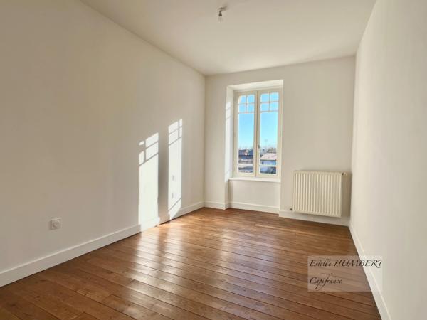 Maison et atelier/garage de 131+35m² à Vouvant