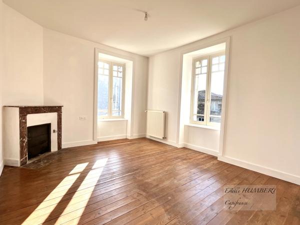 Maison et atelier/garage de 131+35m² à Vouvant