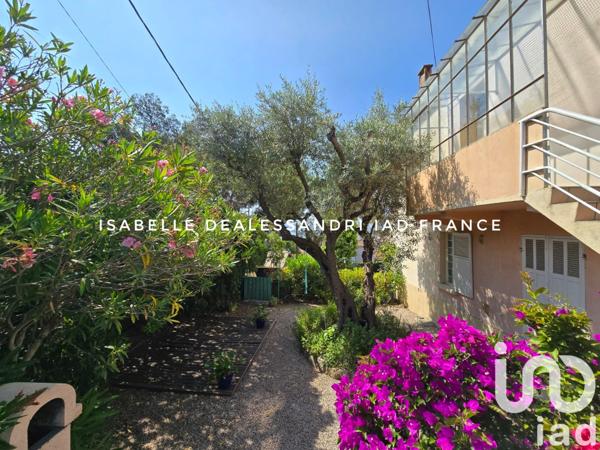 Appartement à vendre 4 pièces 84 m² Sanary-sur-Mer
