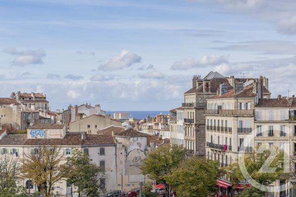 Appartement F6 à vendre  6 pièces - 145 m2 MARSEILLE - 13005