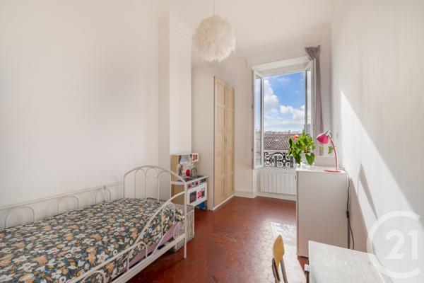 Appartement F6 à vendre  6 pièces - 145 m2 MARSEILLE - 13005