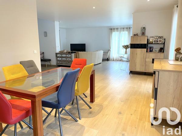 Maison d’architecte 8 pièces de 200 m² à Étiolles (91450)