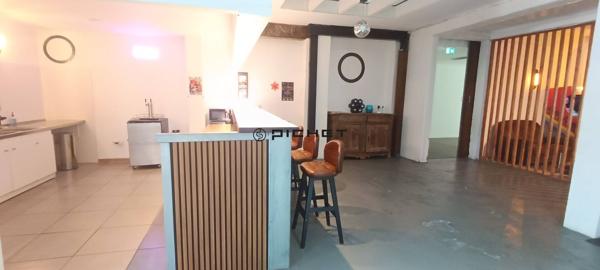 Terrain 10 pièces 911 m² ANGOULEME - 16000