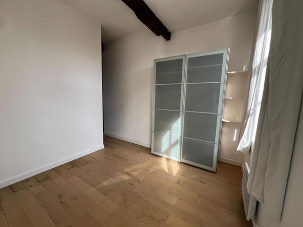 A LOUER : T2 à LILLE • Rue Lepelletier - Vieux Lille • 1 065 € CC • Réf. 1486-02