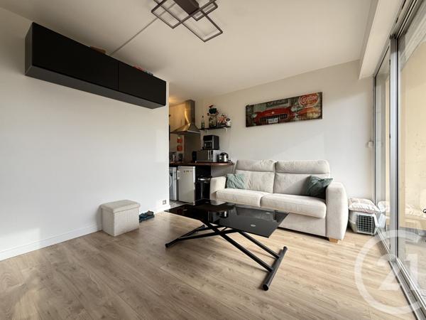 Appartement F1 à vendre  1 pièce - 22,79 m2 LE PECQ - 78