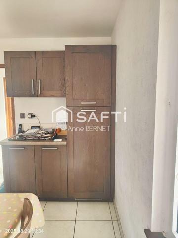 PROCHE AUTOROUTE ET VOIE RAPIDE