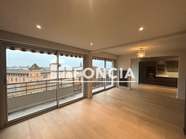 Location Appartement 4 pièces 107.99 m² - 14 BIS, PLACE PRAX-PARIS Montauban 82000