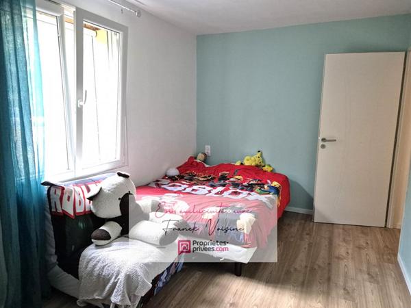 A VENDRE en Exclusivité au Boupère, maison avec 4 chambres  et 1 bureau, et 1 Gîte indépendant sur une parcelle de 1658 m2