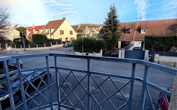 Appartement à louer    1 pièce •  Triel-sur-Seine