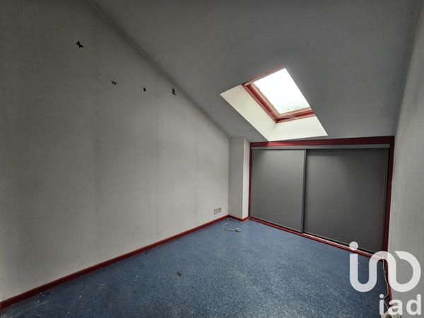 Immeuble à vendre 200 m² Le Breil-sur-Mérize