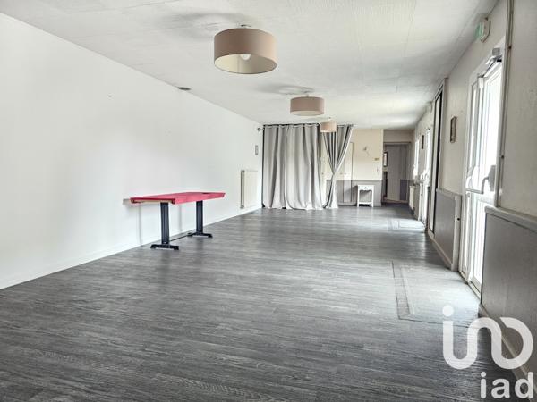 Immeuble à vendre 200 m² Le Breil-sur-Mérize