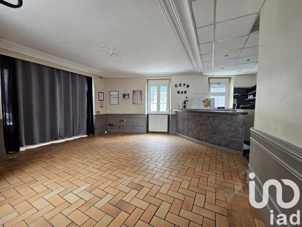 Immeuble à vendre 200 m² Le Breil-sur-Mérize