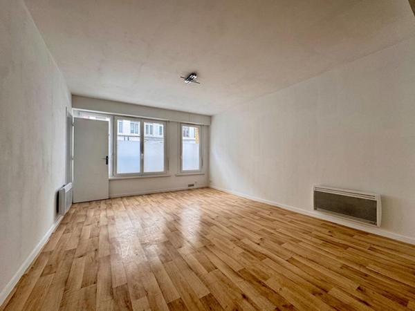 A VENDRE : T2 à LILLE • • 179 000 € FAI • Réf. 1313