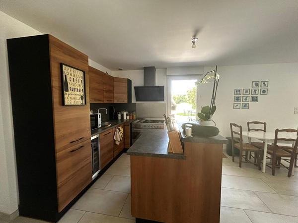 Maison sur le secteur de Montret