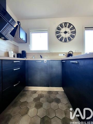 Maison à vendre 4 pièces 97 m² Névian