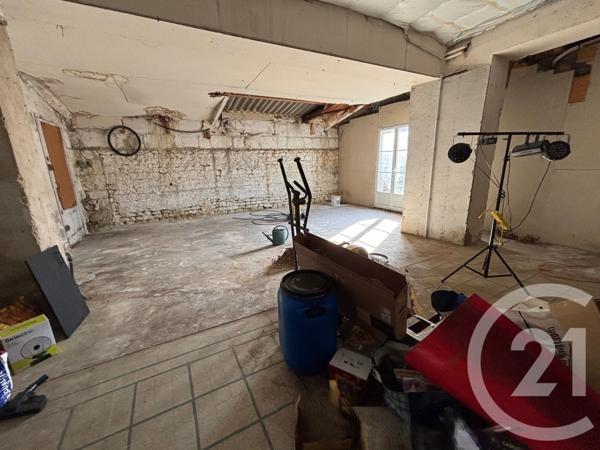 Maison à vendre  6 pièces - 150 m2 SCORBE CLAIRVAUX - 86