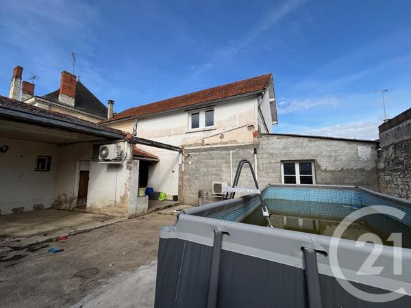 Maison à vendre  6 pièces - 150 m2 SCORBE CLAIRVAUX - 86