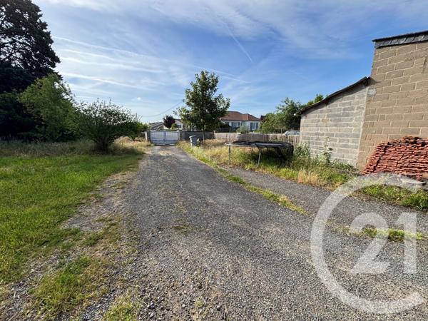 Maison à vendre  6 pièces - 150 m2 SCORBE CLAIRVAUX - 86