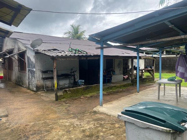 Dpt Guyane (973), à vendre SAINT GEORGES maison P8 de 126,83 m² - Terrain de 460,00 m²